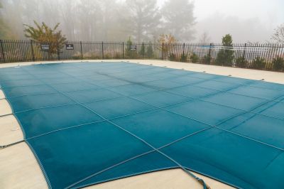 Pool Closing Covering